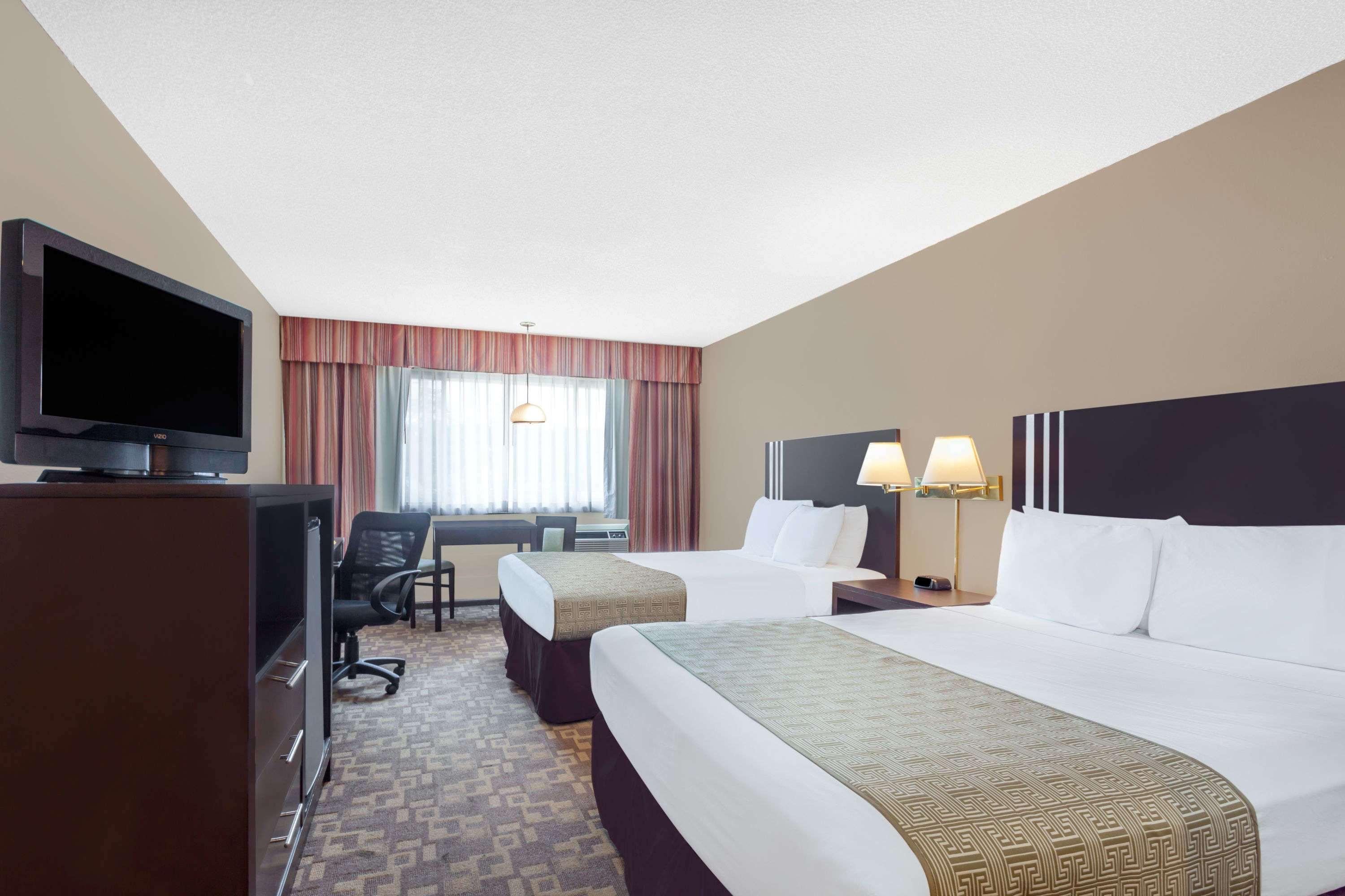 Days Inn By Wyndham Bellingham Wa Extérieur photo