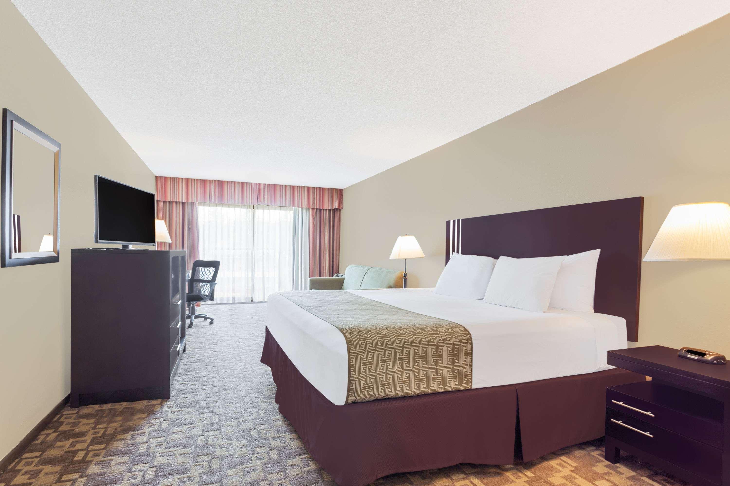 Days Inn By Wyndham Bellingham Wa Extérieur photo