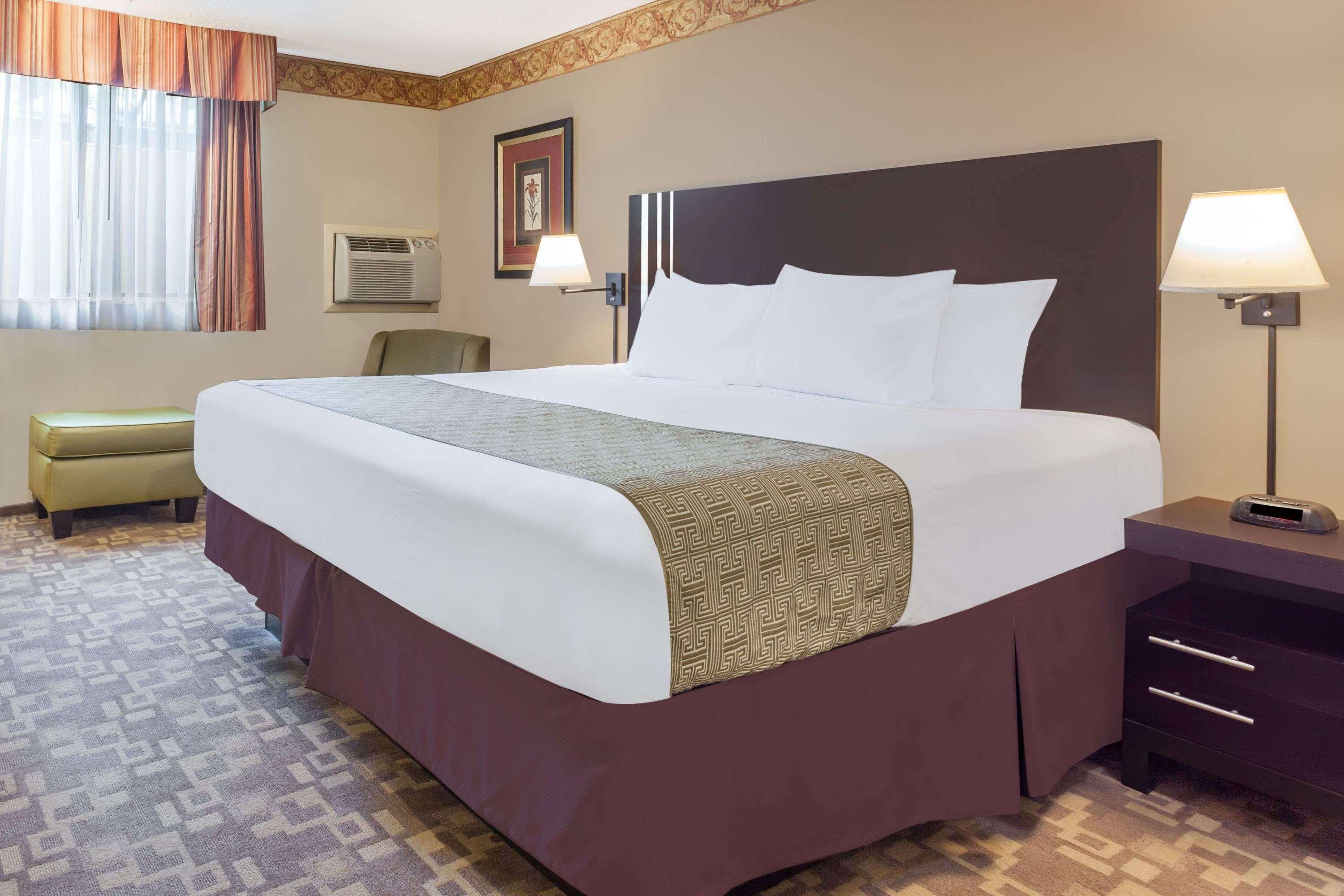 Days Inn By Wyndham Bellingham Wa Extérieur photo