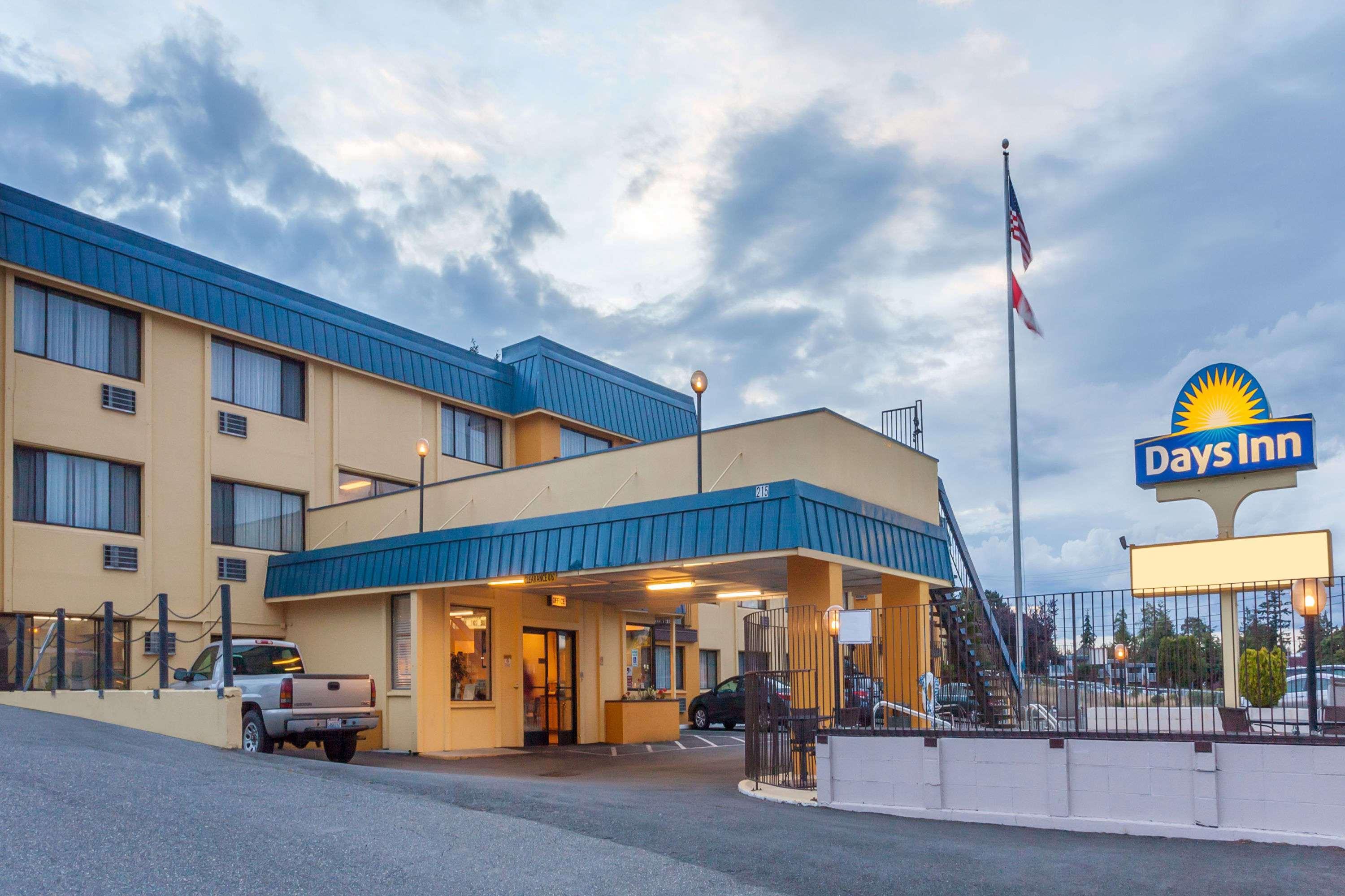 Days Inn By Wyndham Bellingham Wa Extérieur photo